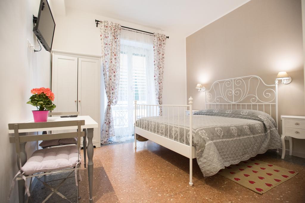 La Chiave Di Roma Bed & Breakfast Phòng bức ảnh